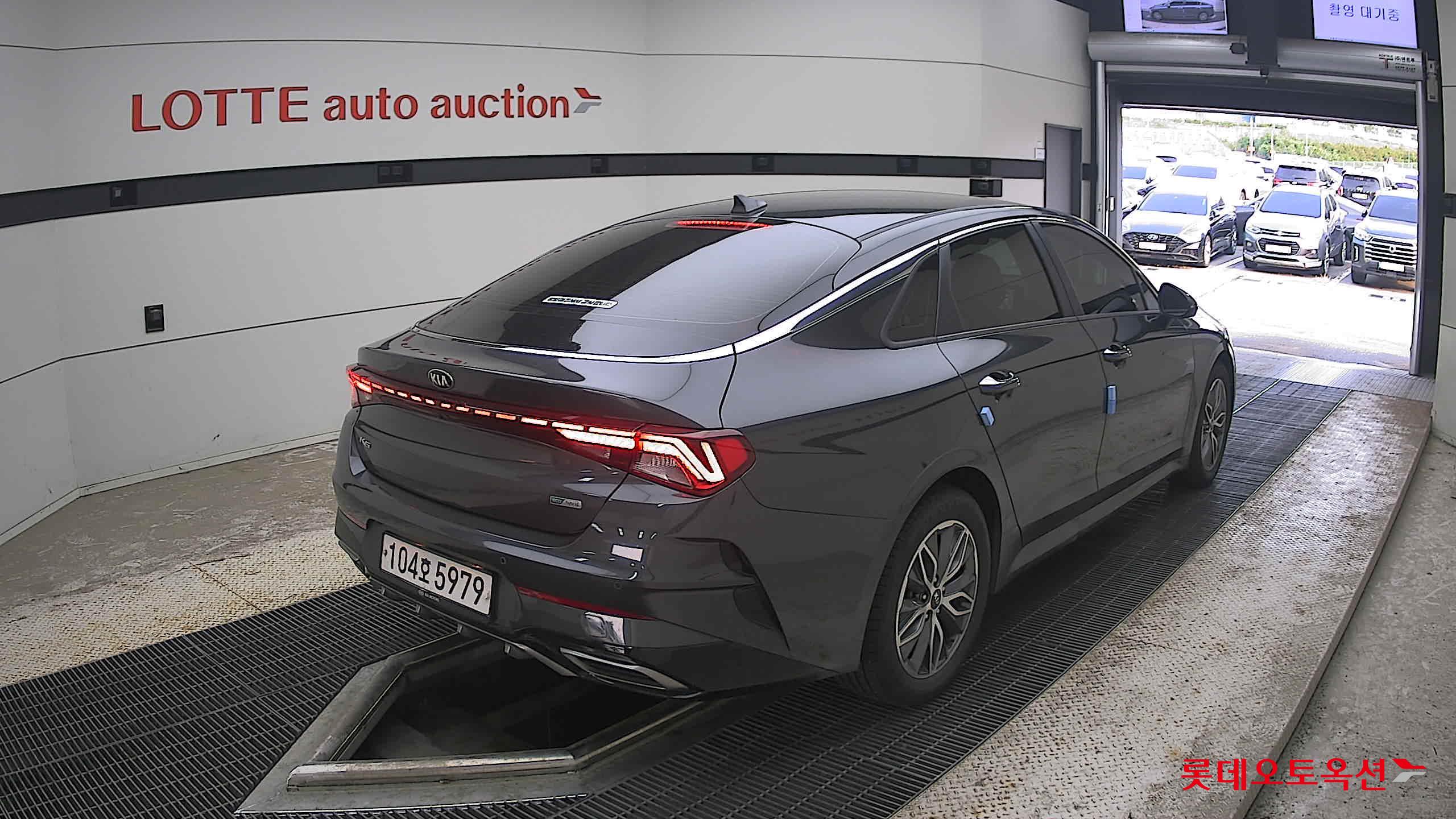 2020 - kia k5