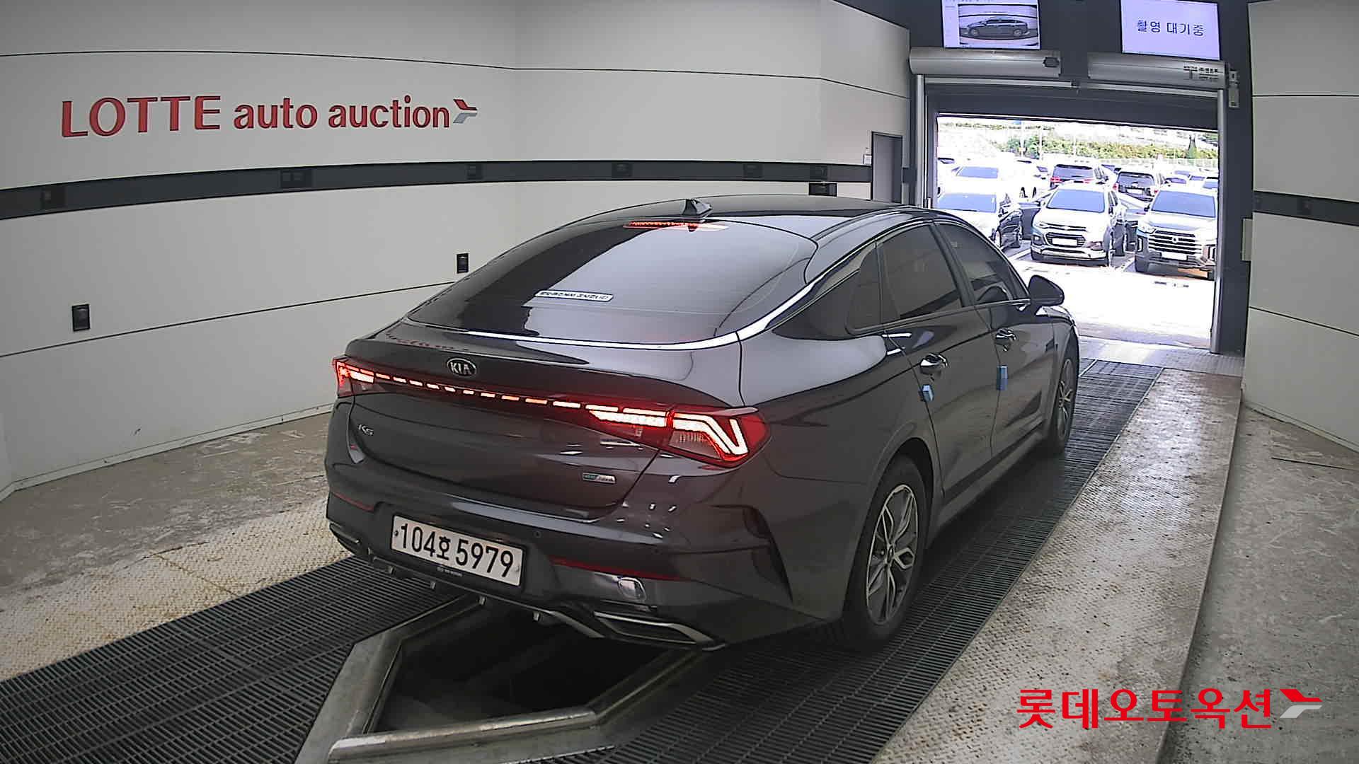 2020 - kia k5
