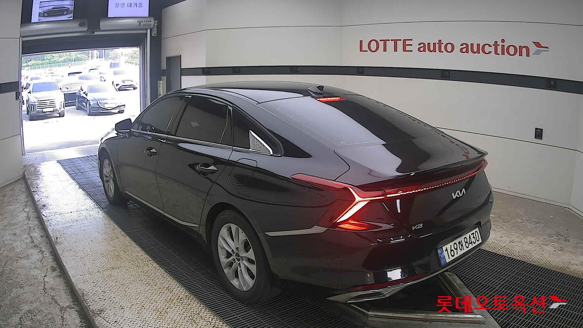 2023 - kia k8
