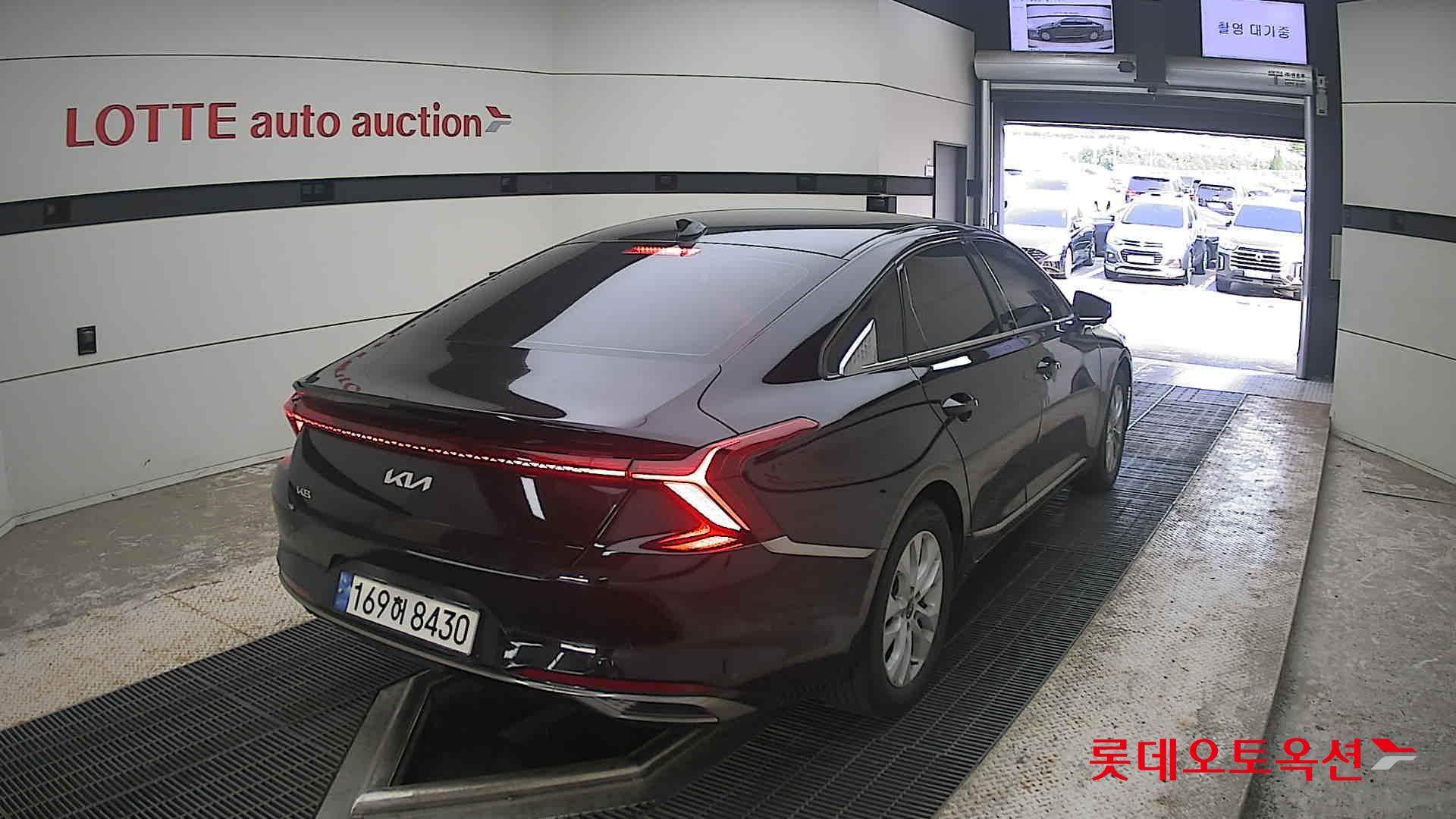 2023 - kia k8
