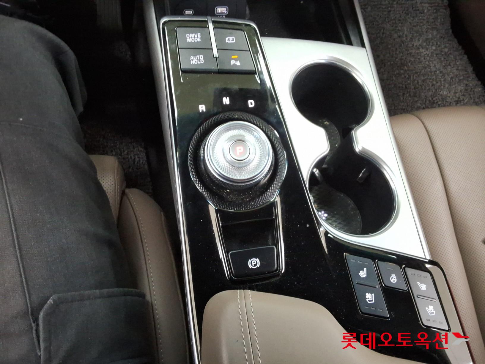 2023 - kia k8