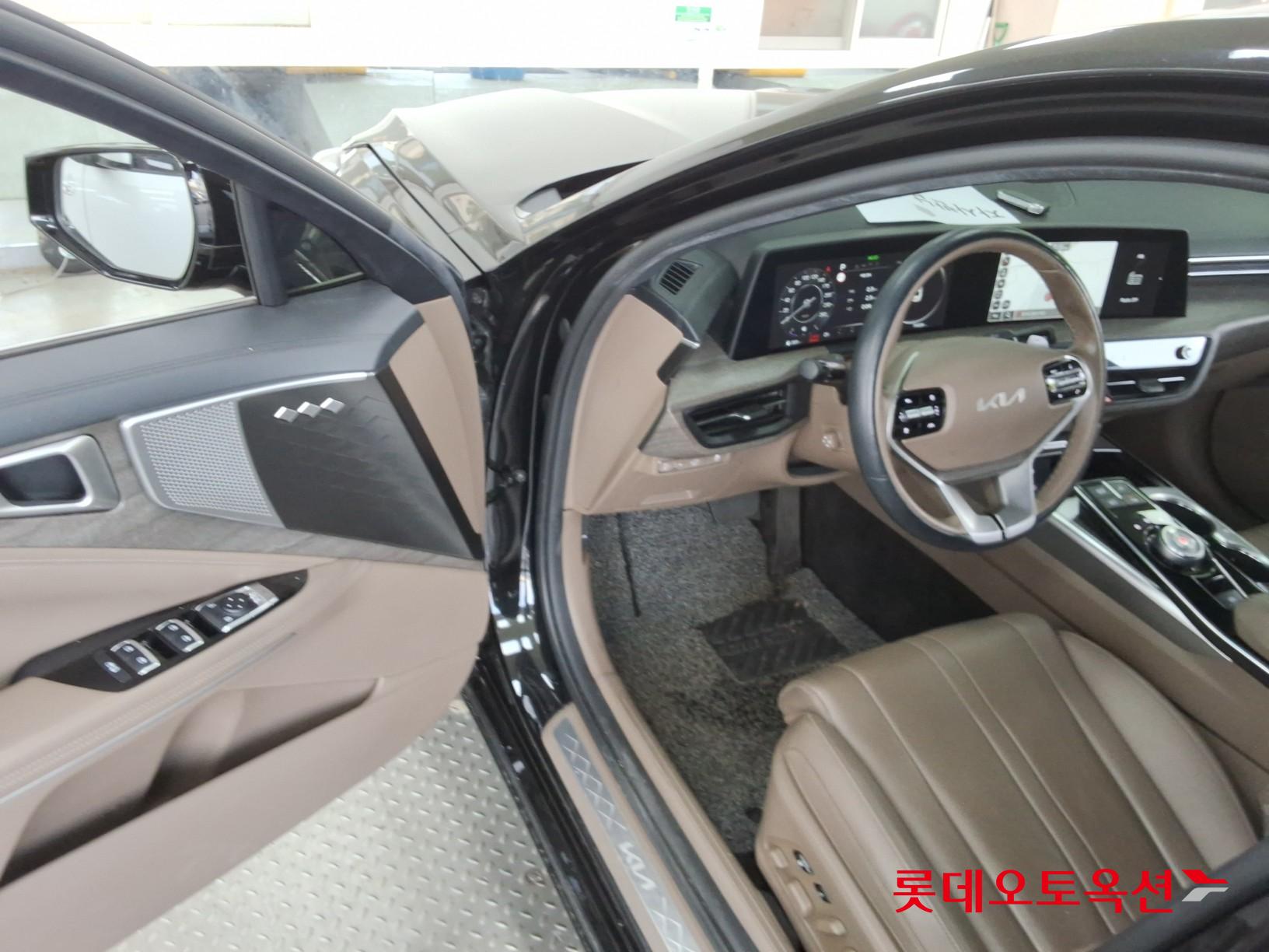 2023 - kia k8