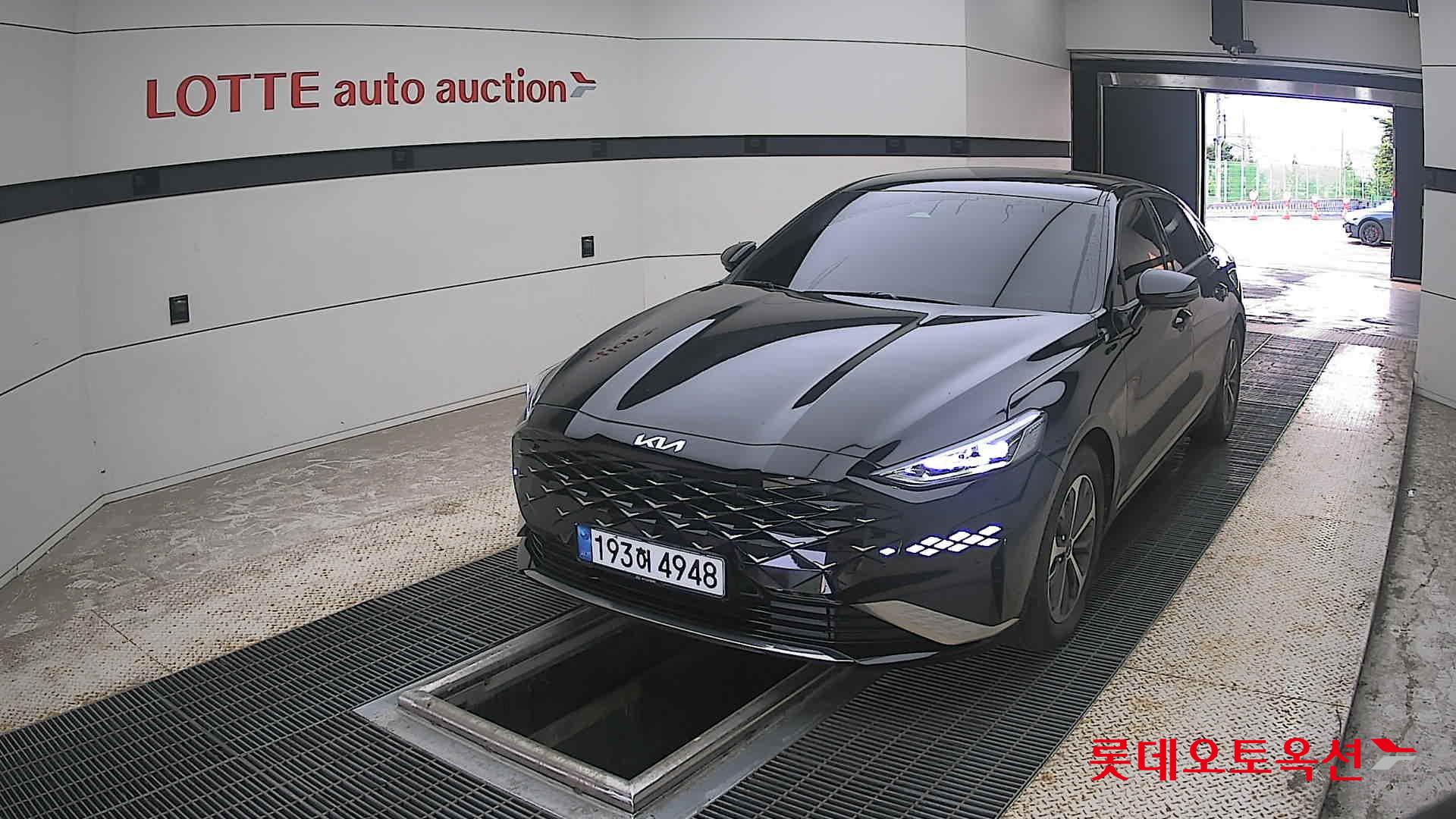 2023 - kia k8
