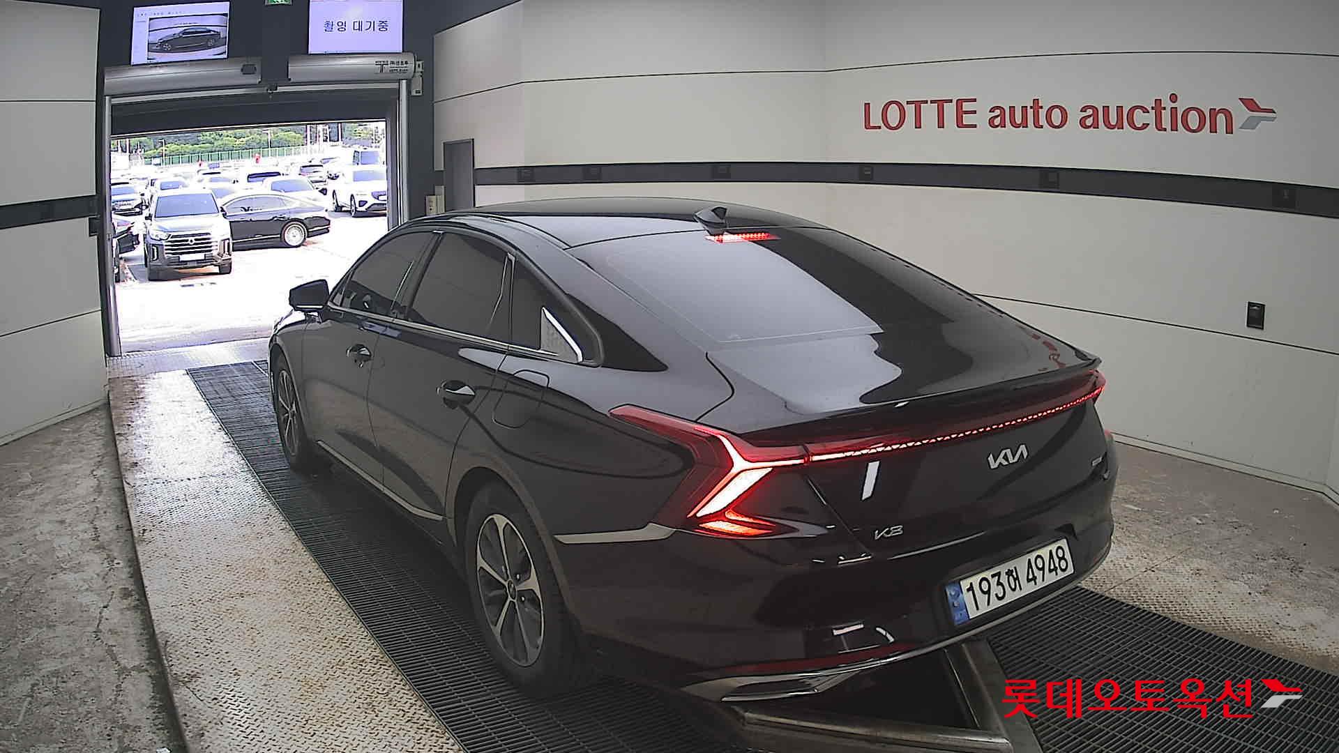 2023 - kia k8