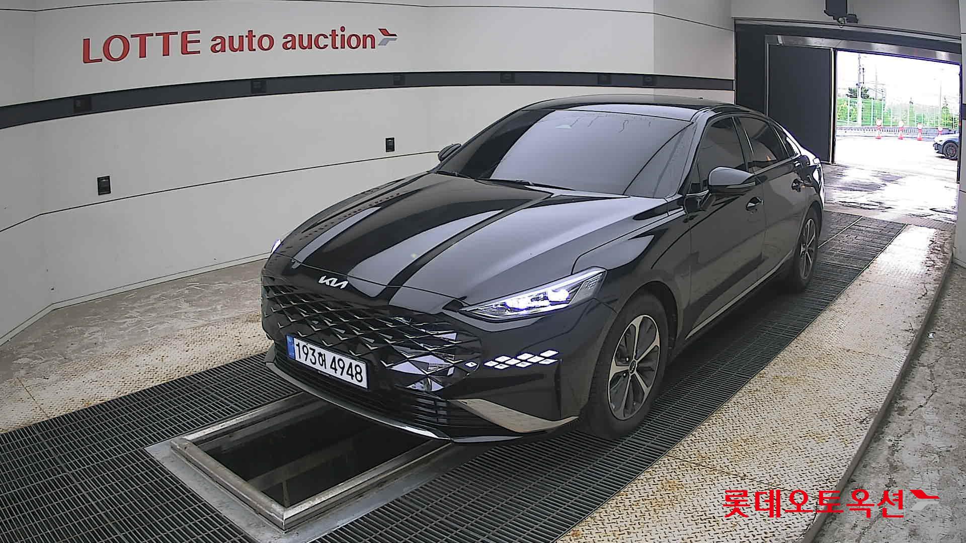 2023 - kia k8