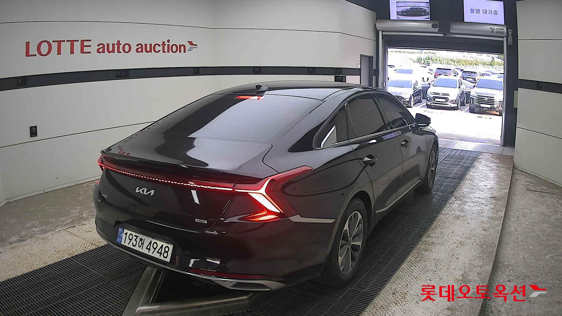 2023 - kia k8