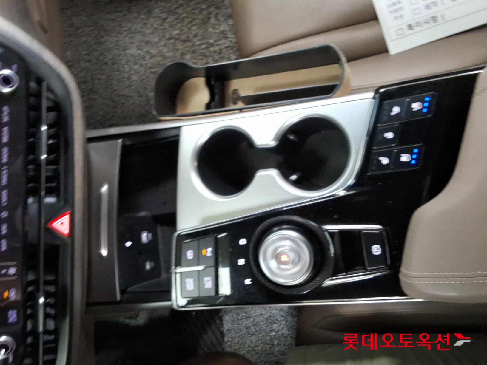 2023 - kia k8