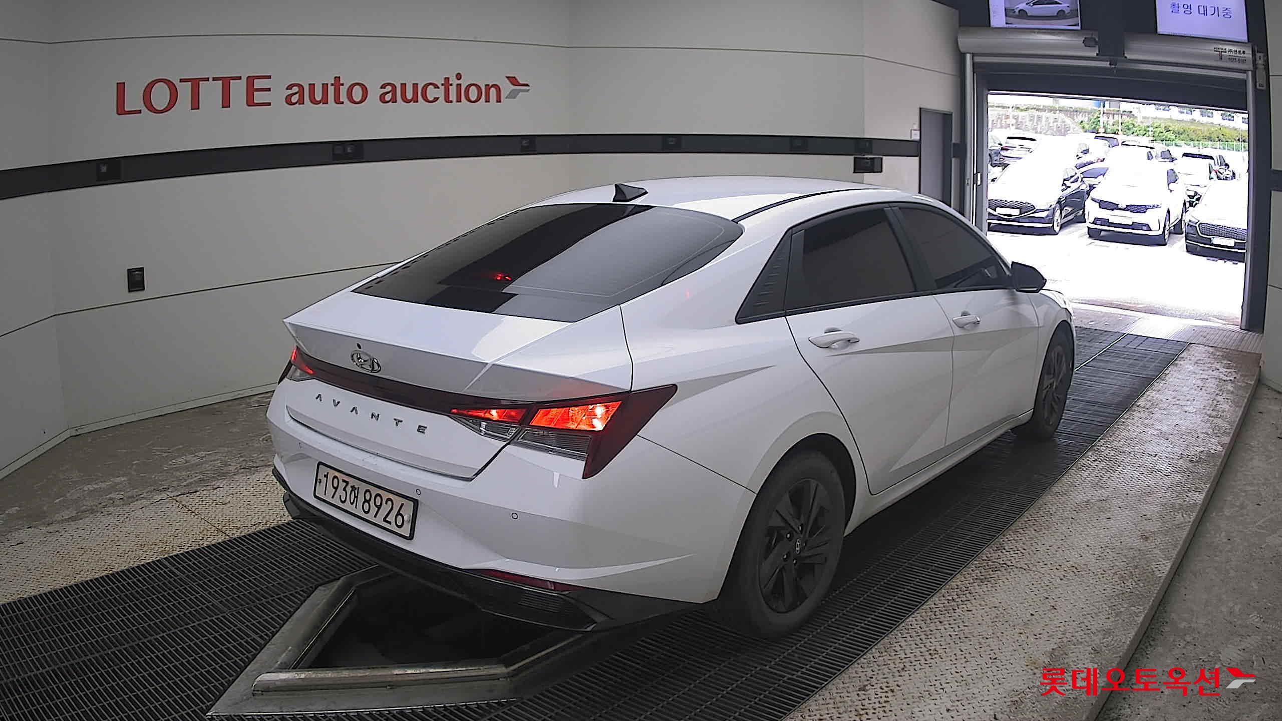 2023 - hyundai avante