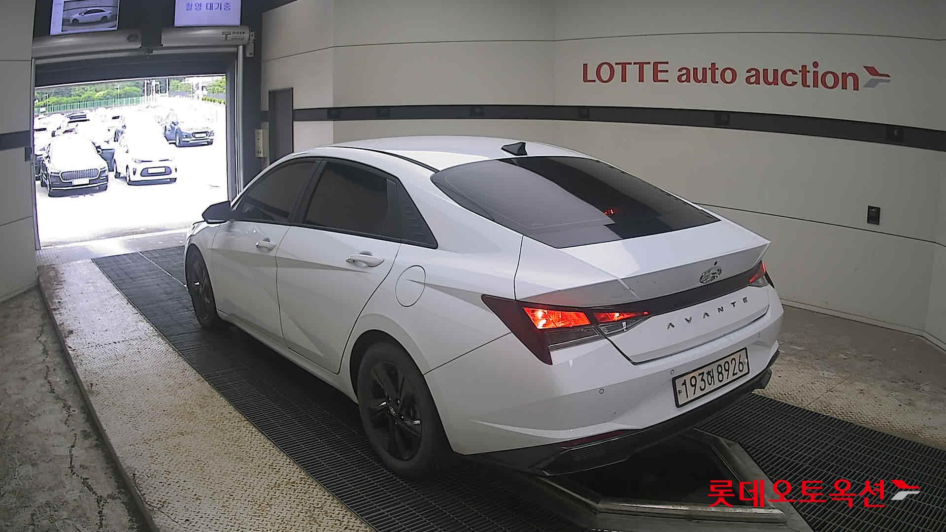 2023 - hyundai avante