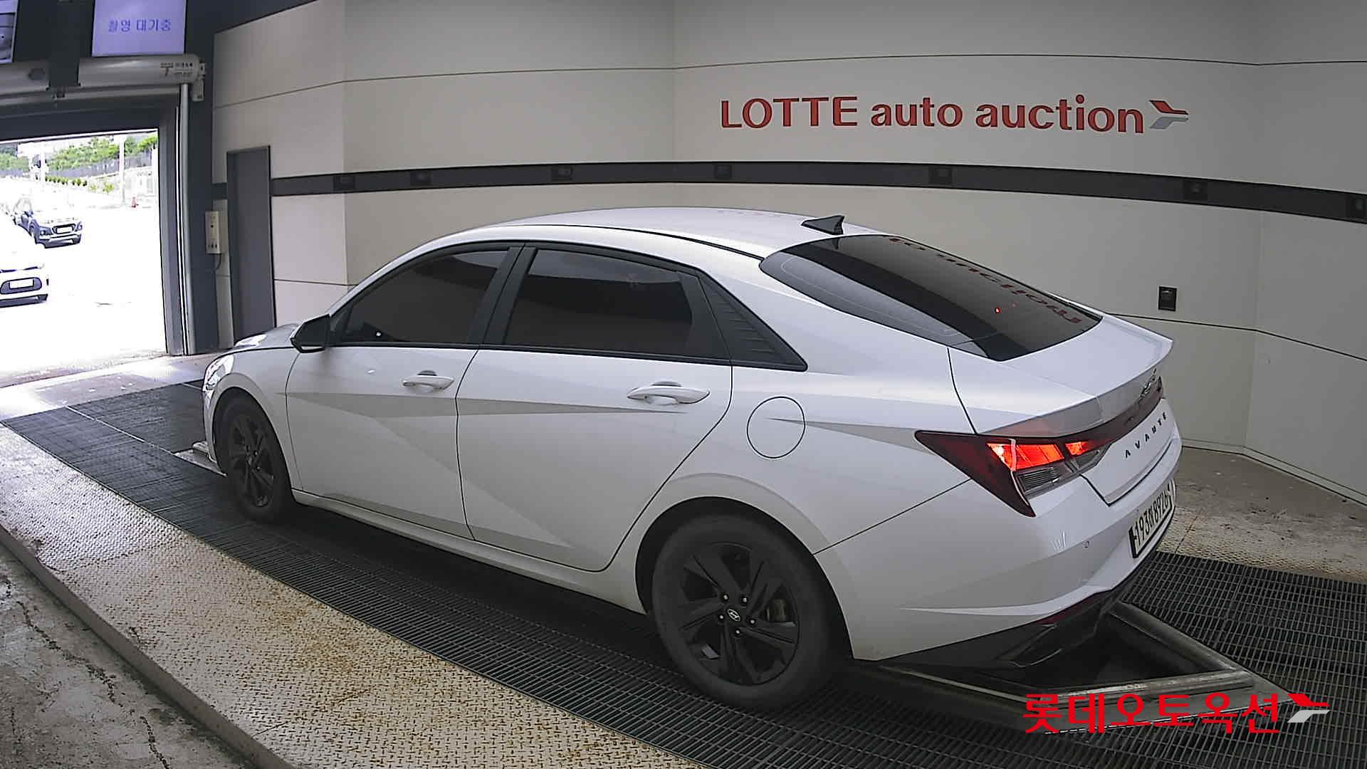 2023 - hyundai avante