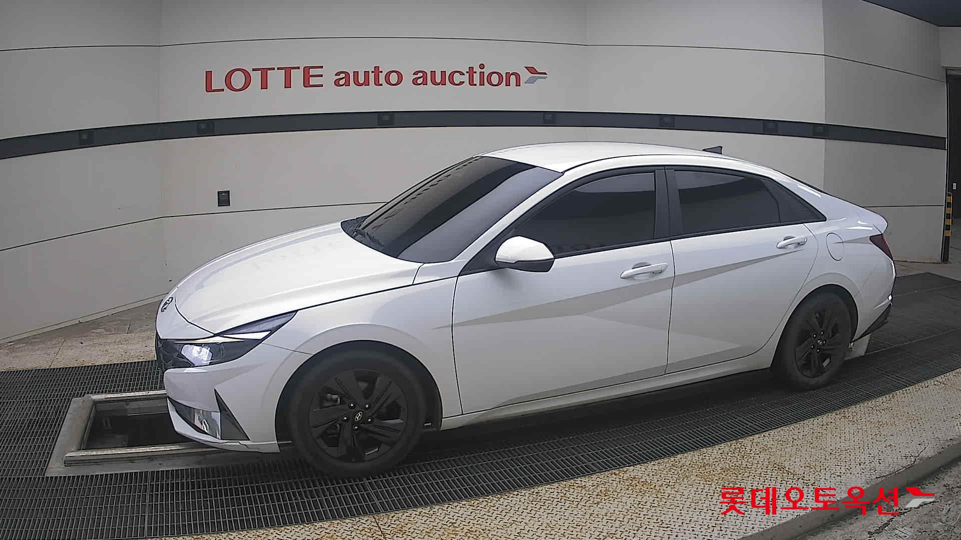 2023 - hyundai avante