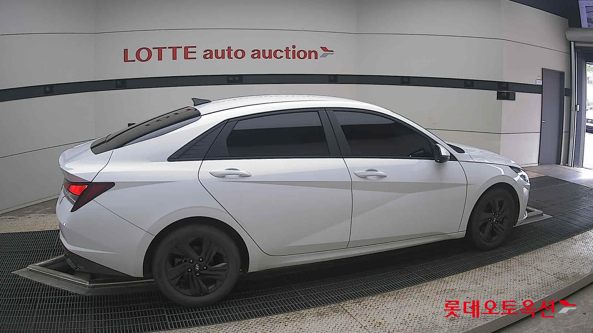 2023 - hyundai avante