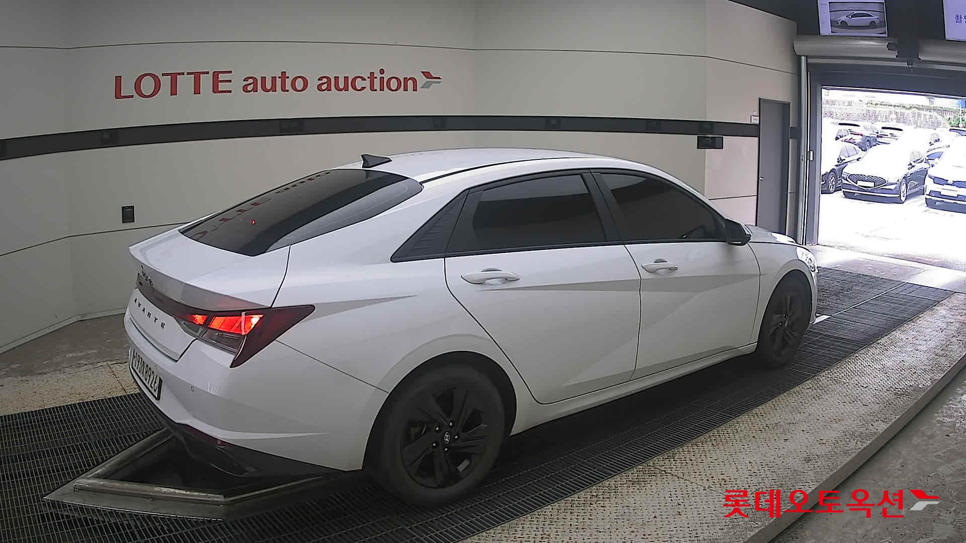 2023 - hyundai avante