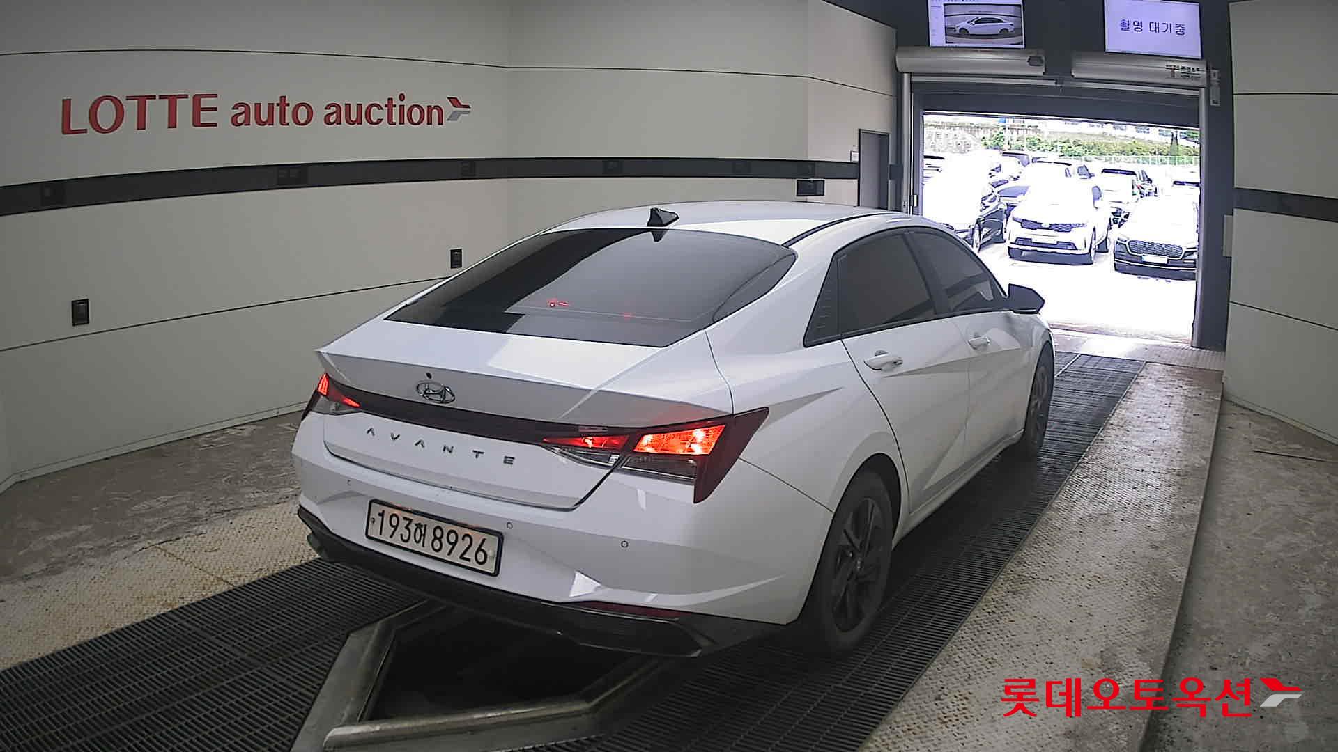 2023 - hyundai avante