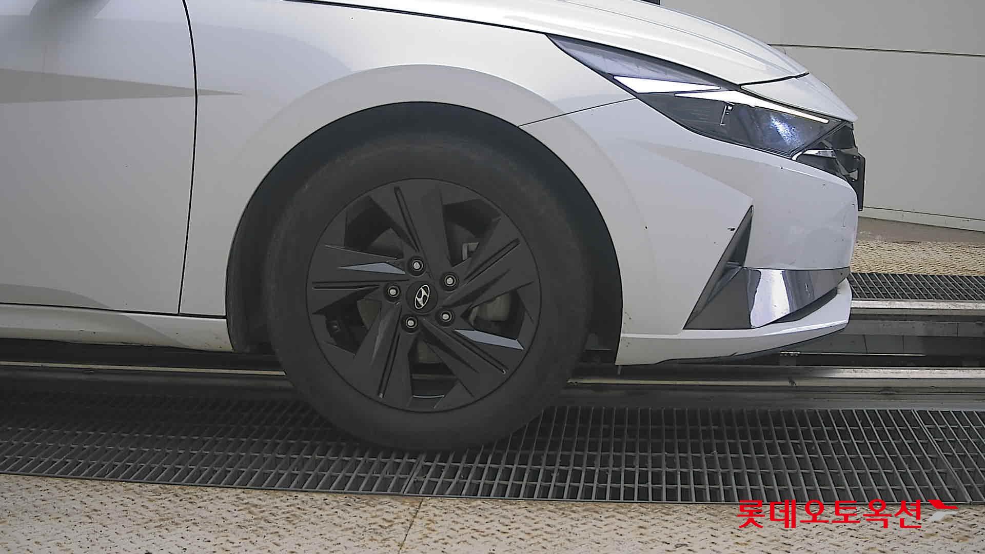 2023 - hyundai avante