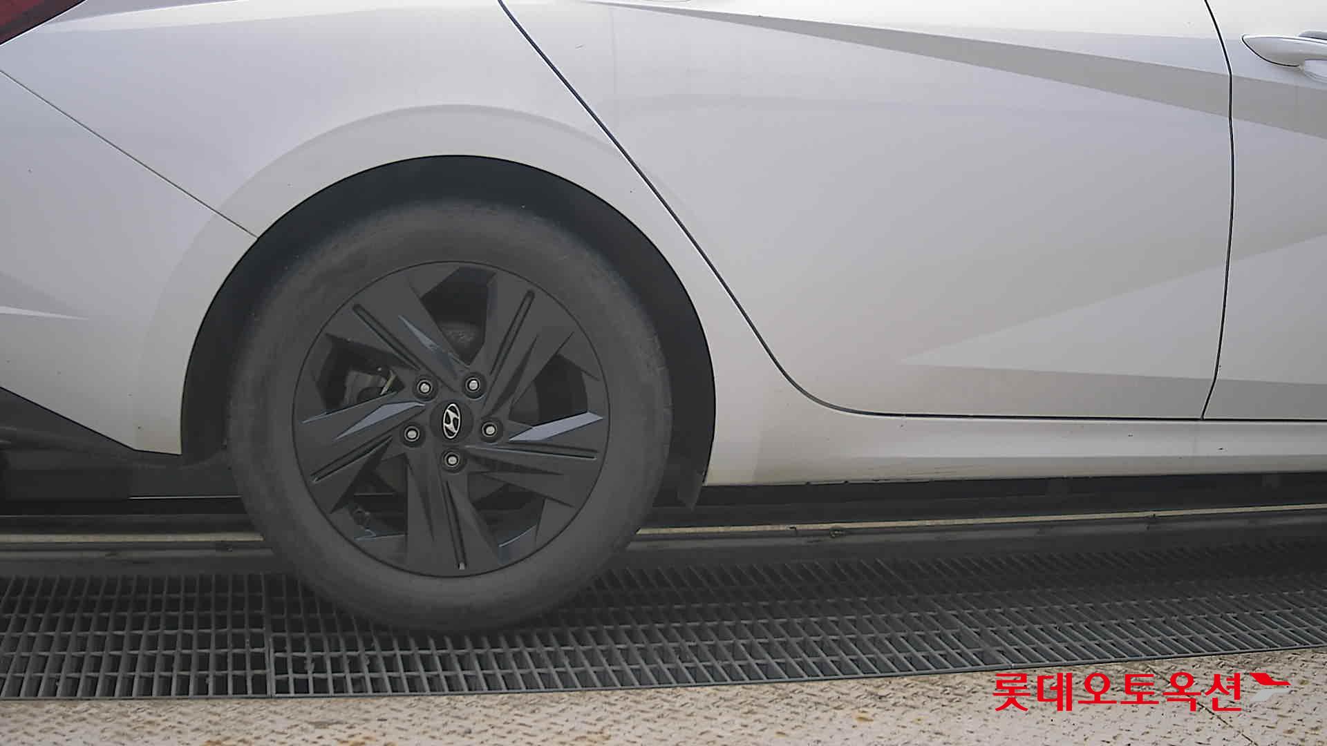 2023 - hyundai avante