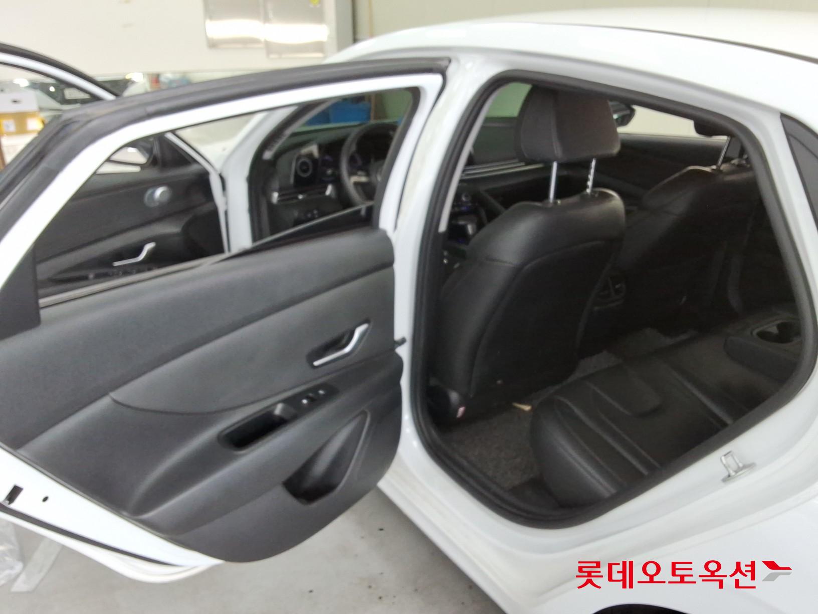 2023 - hyundai avante