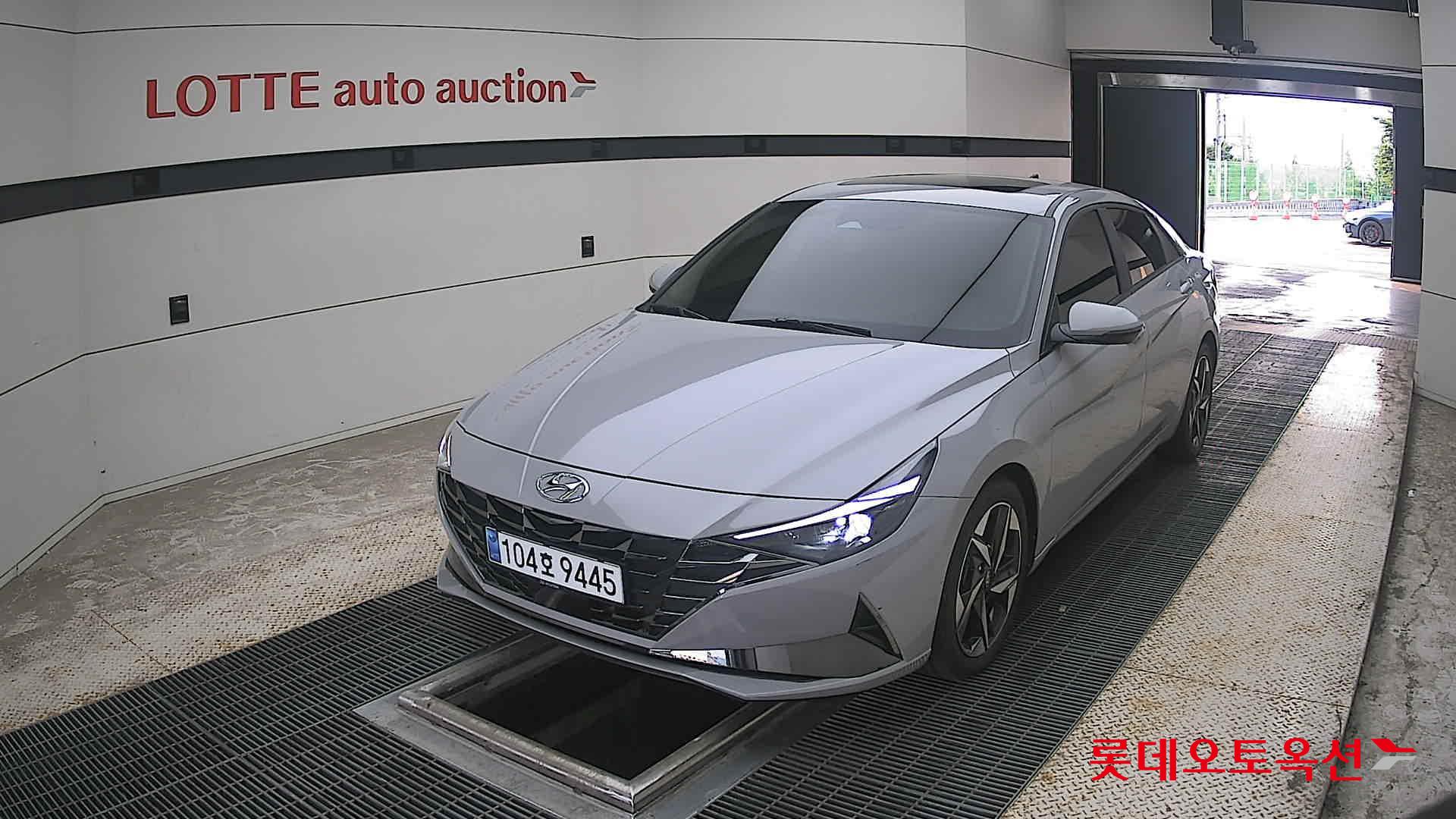 2021 - hyundai avante