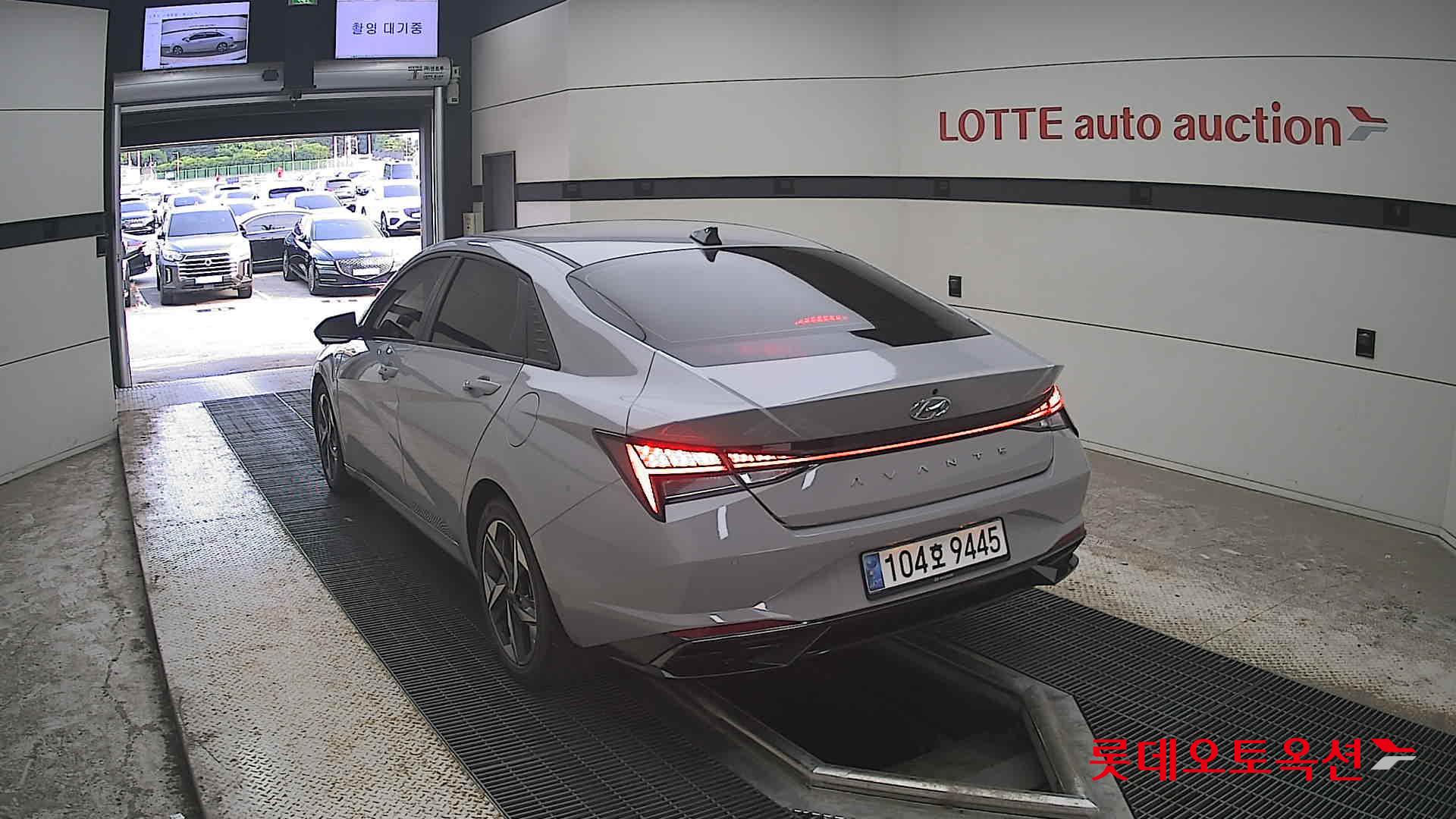 2021 - hyundai avante
