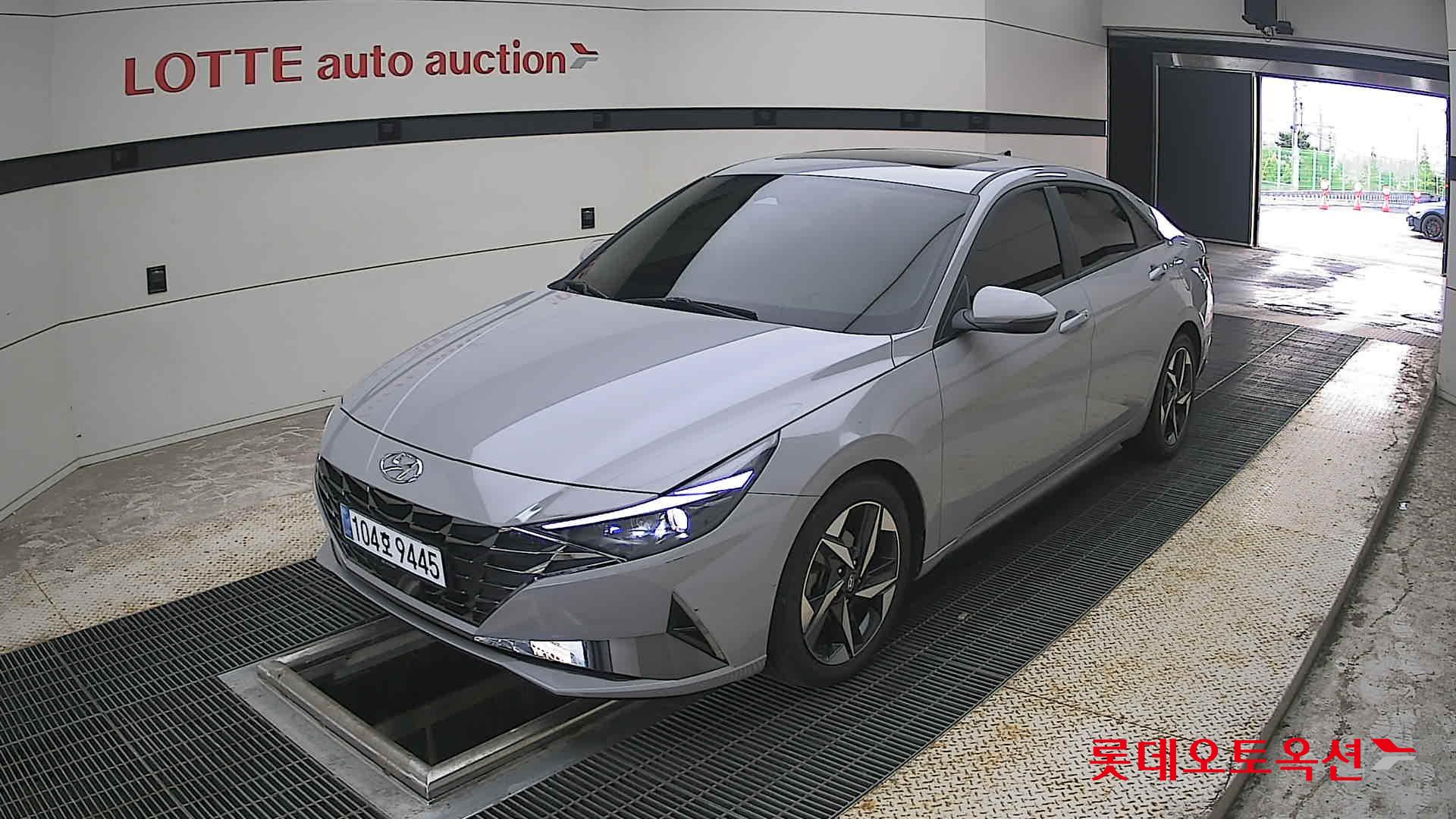 2021 - hyundai avante