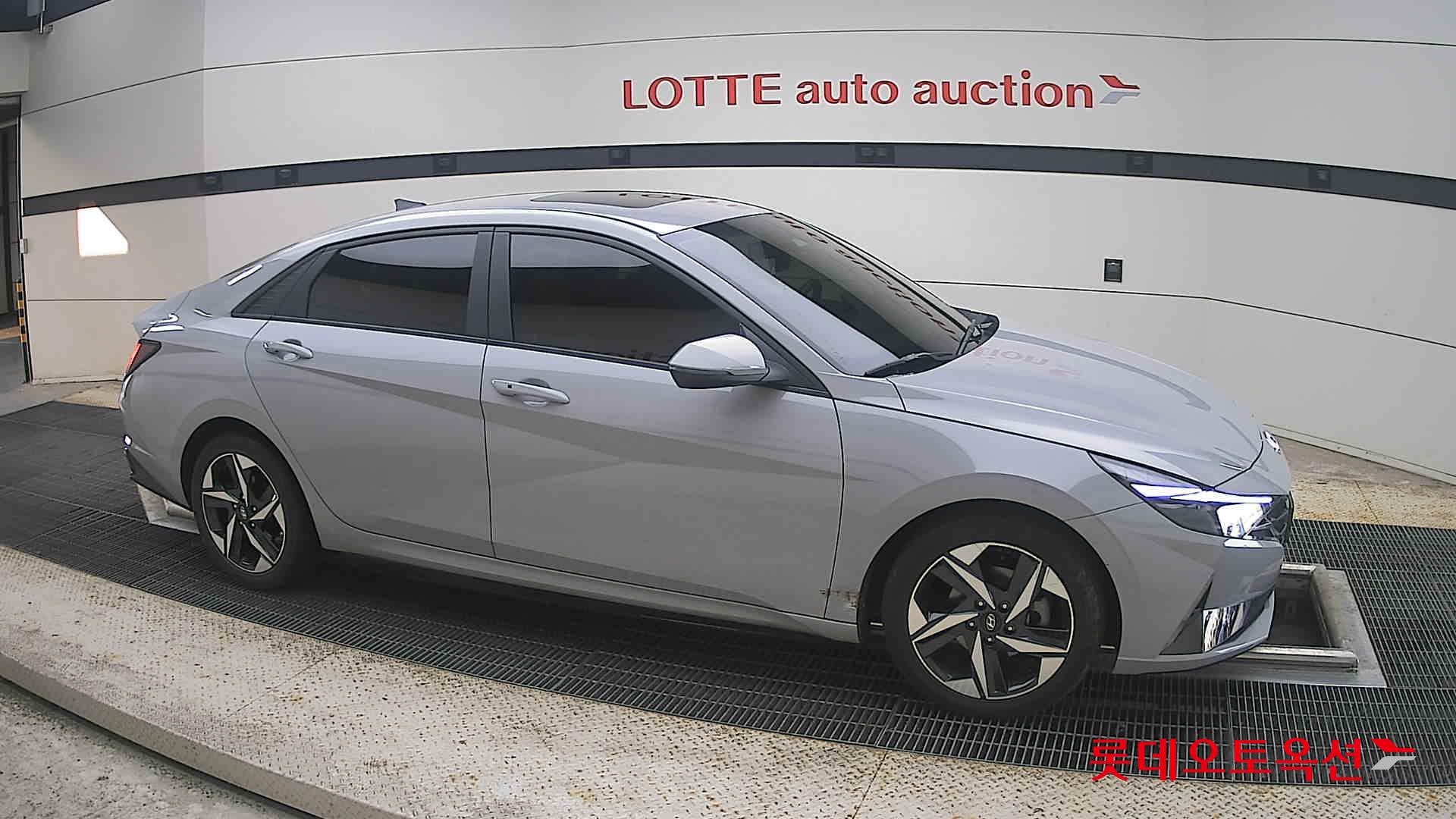 2021 - hyundai avante