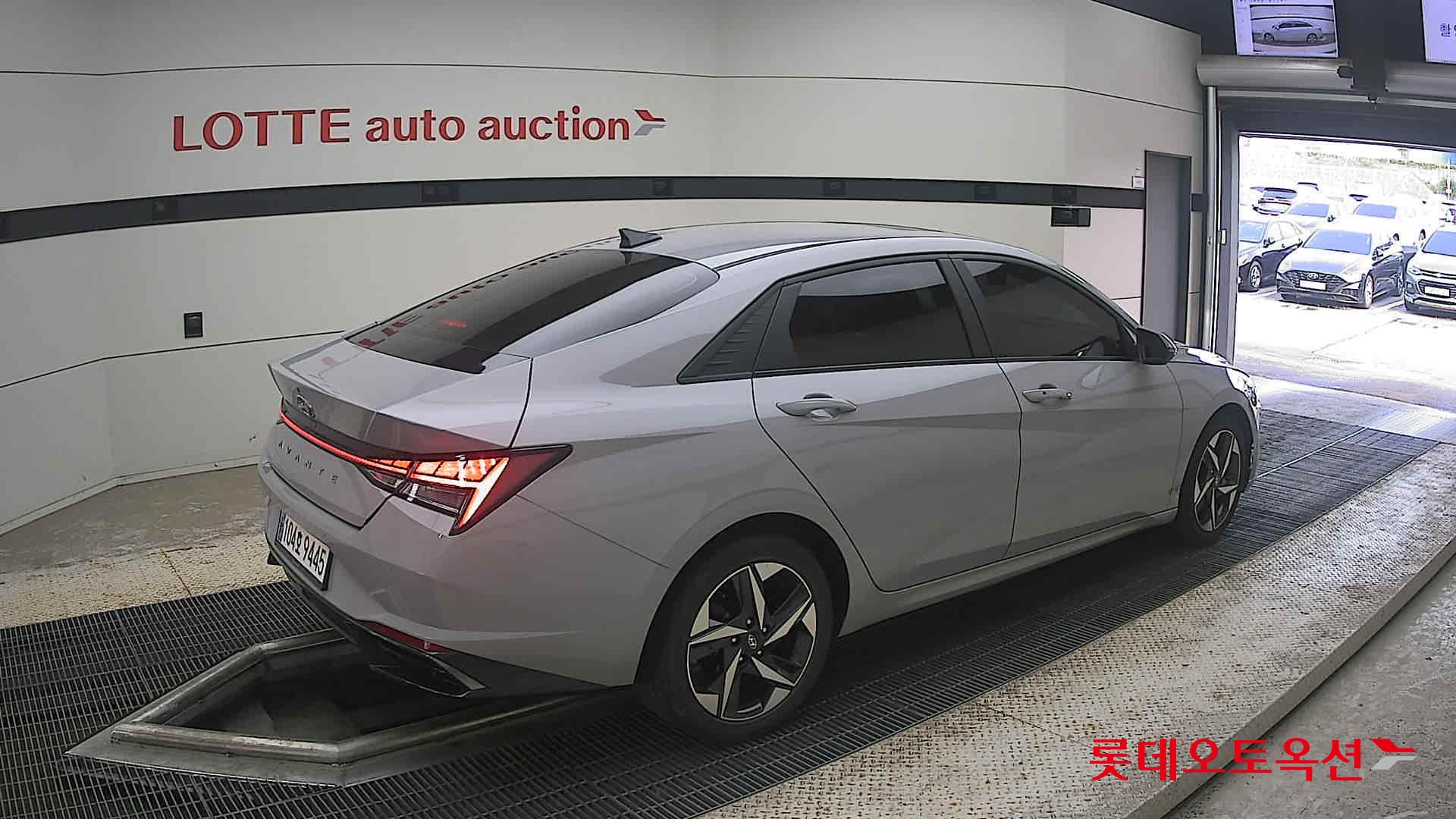 2021 - hyundai avante