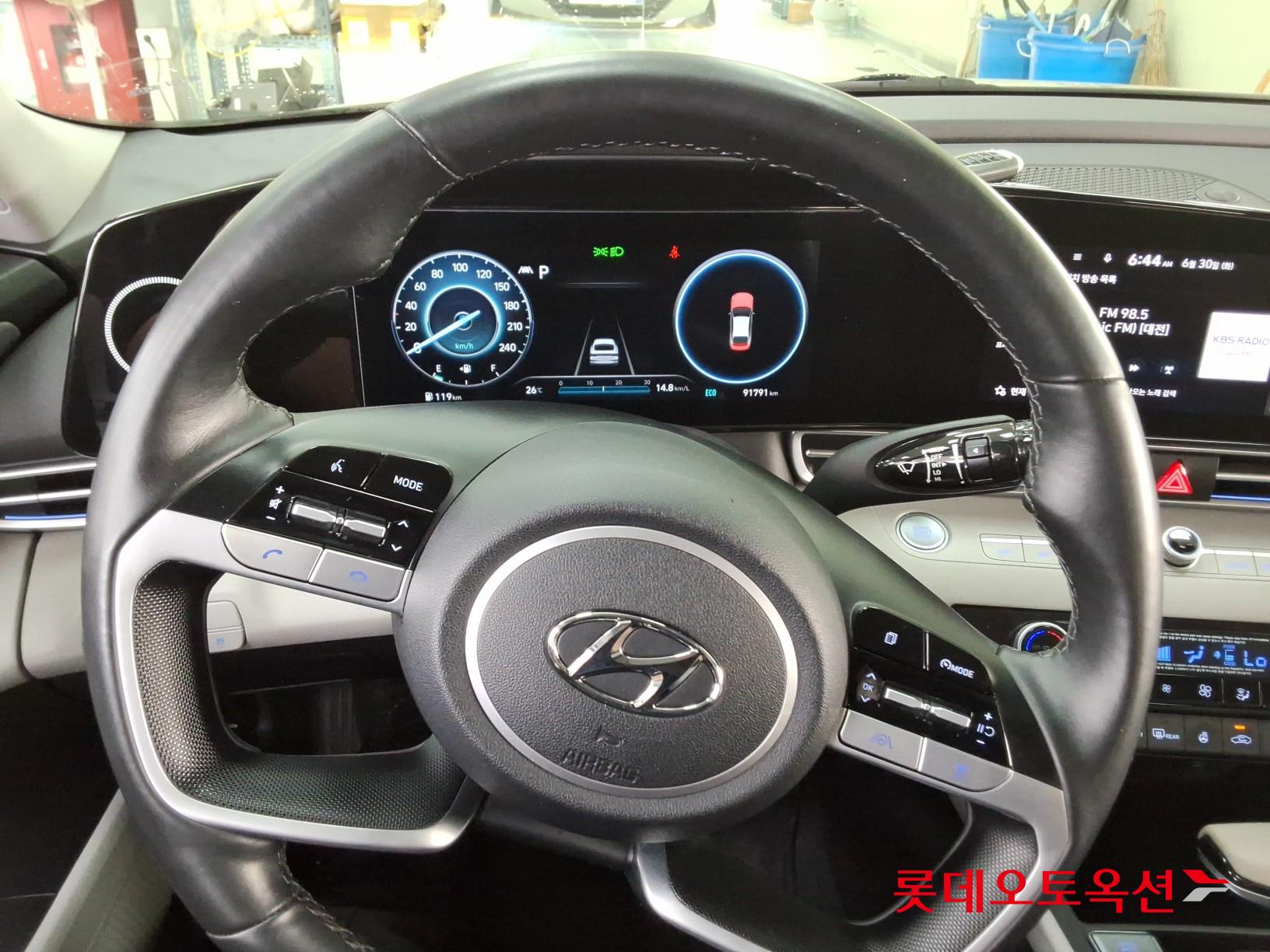 2021 - hyundai avante