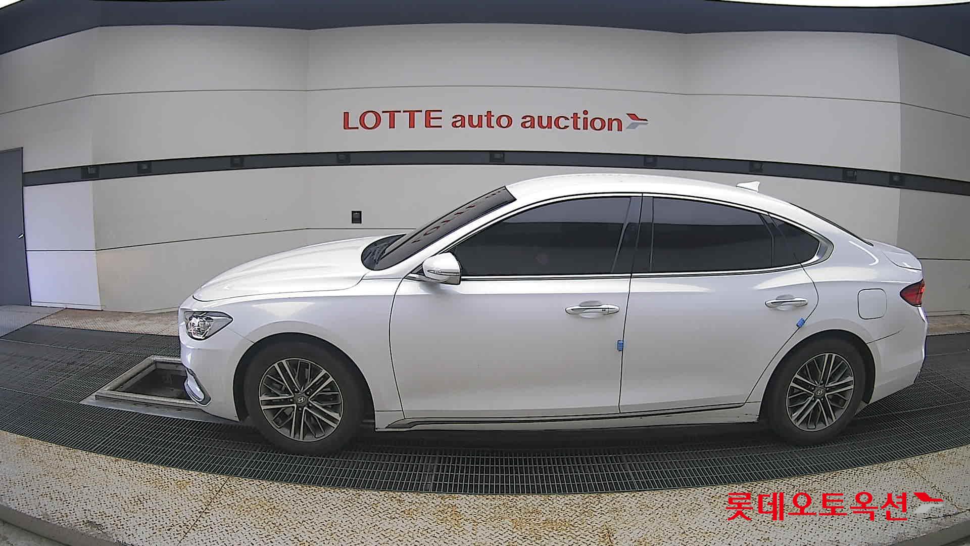 2019 - hyundai grandeur