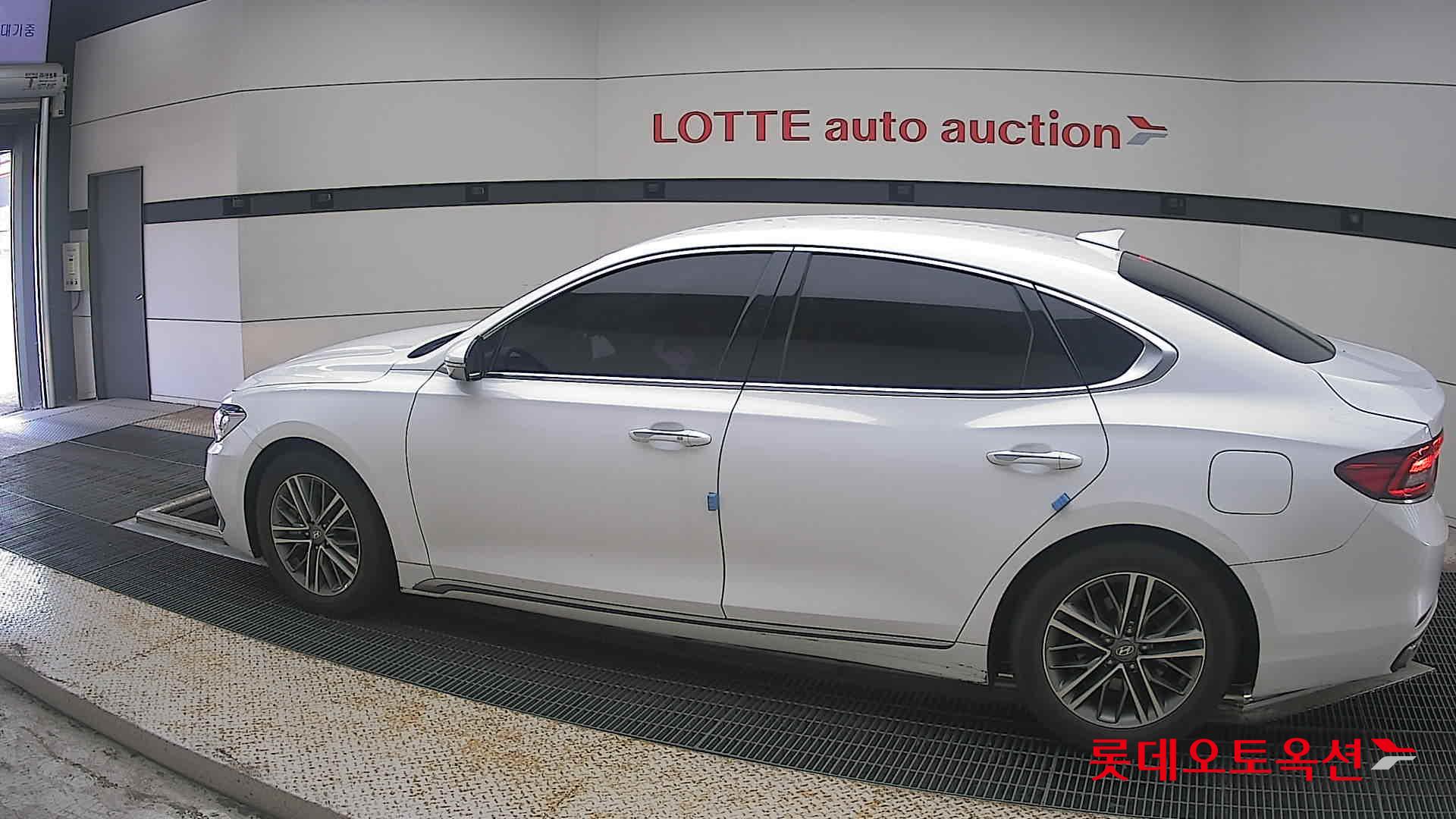 2019 - hyundai grandeur