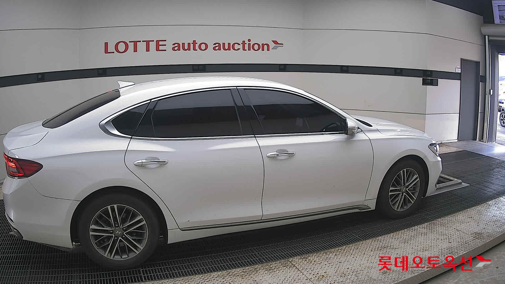 2019 - hyundai grandeur