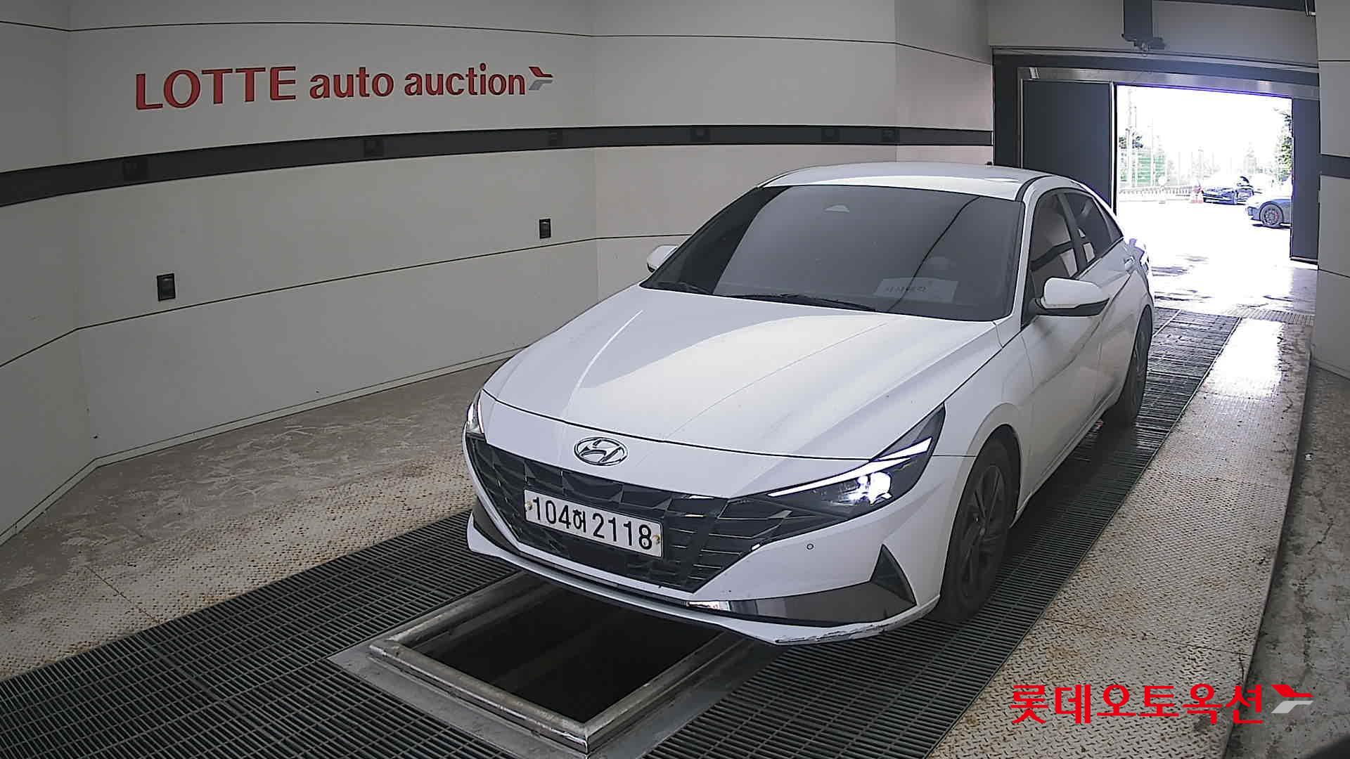 2021 - hyundai avante