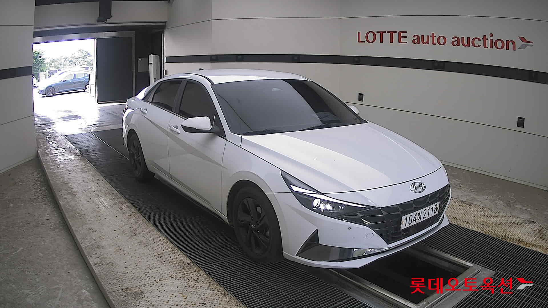 2021 - hyundai avante