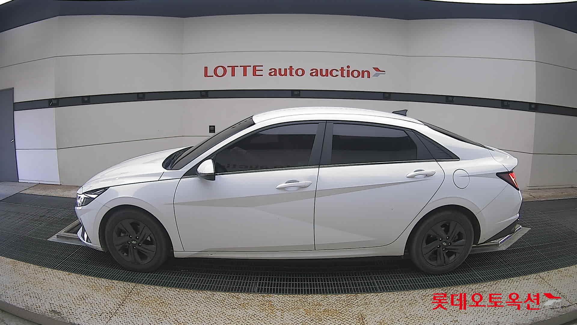 2021 - hyundai avante
