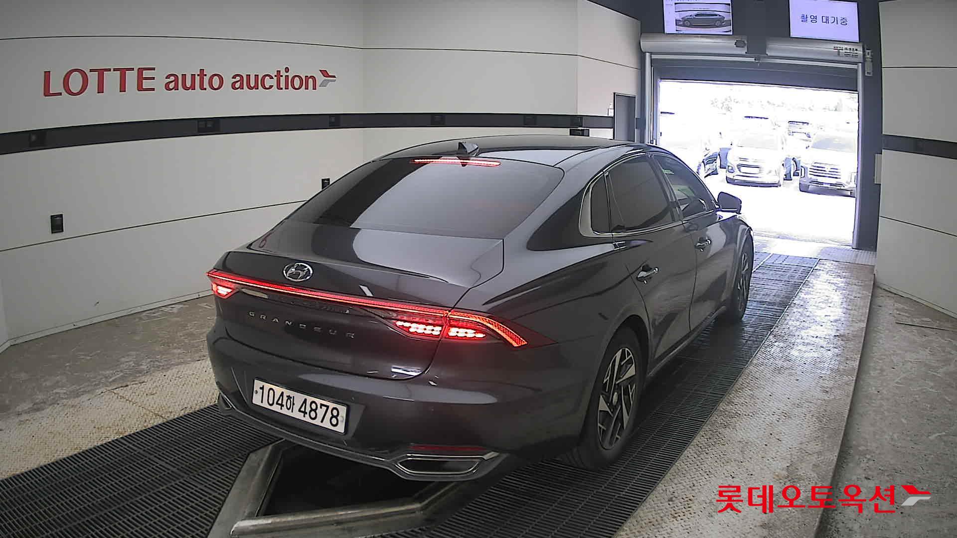 2020 - hyundai grandeur