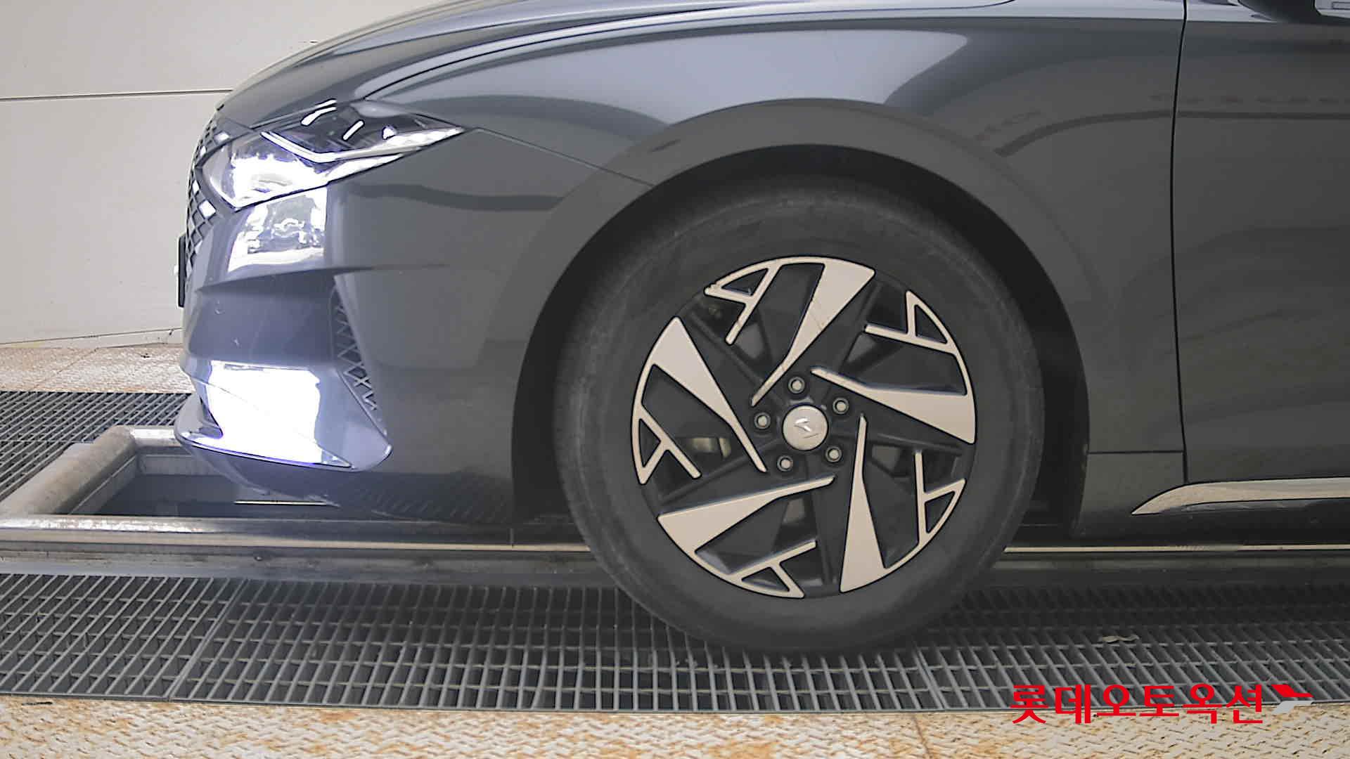 2020 - hyundai grandeur