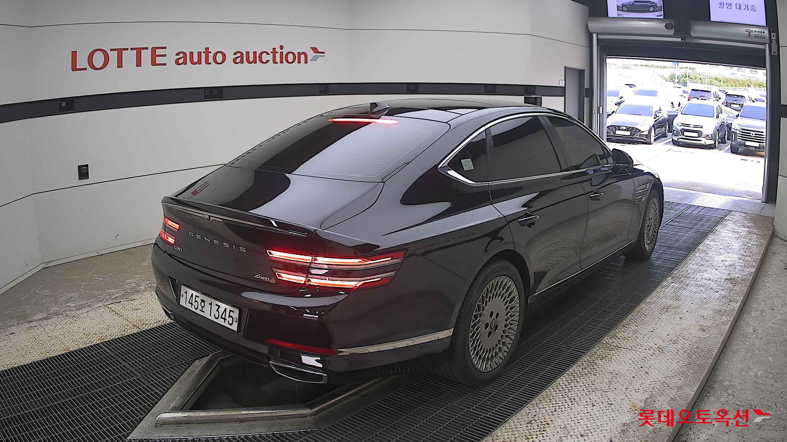 2021 - genesis g80
