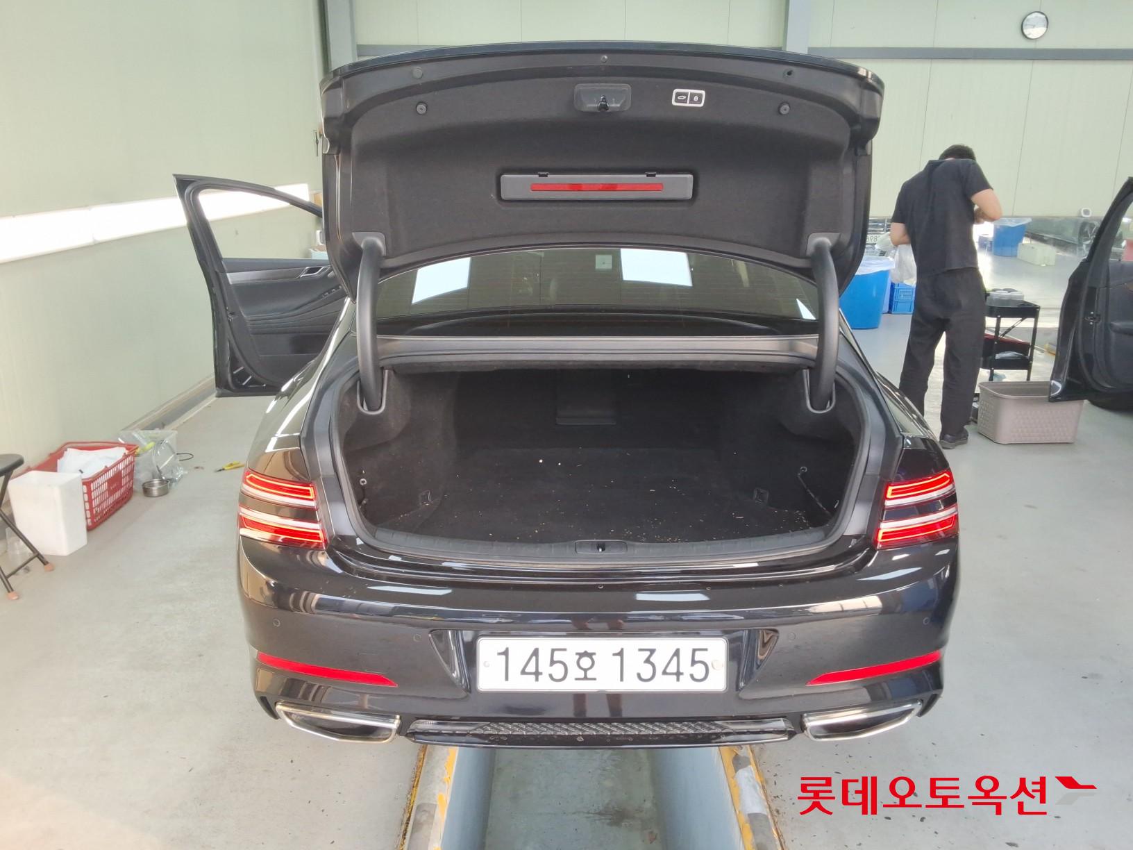 2021 - genesis g80