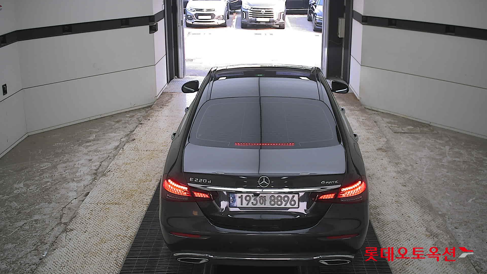 2022 - mercedes-benz e220