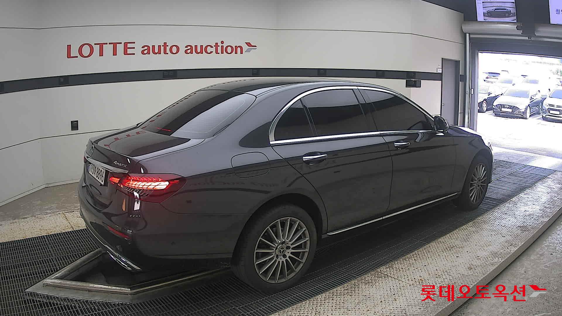 2022 - mercedes-benz e220