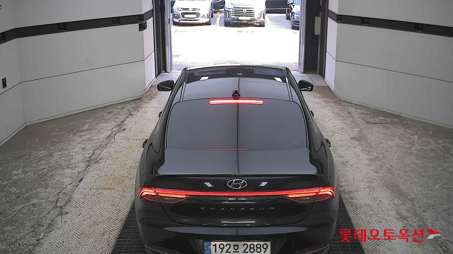 2022 - hyundai grandeur