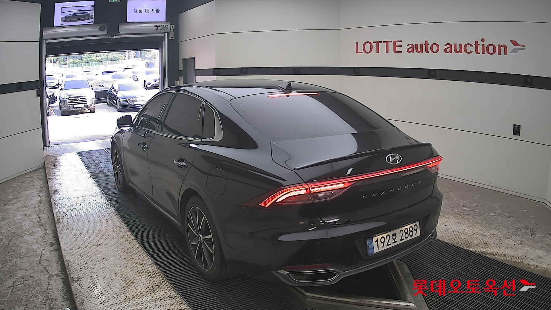 2022 - hyundai grandeur