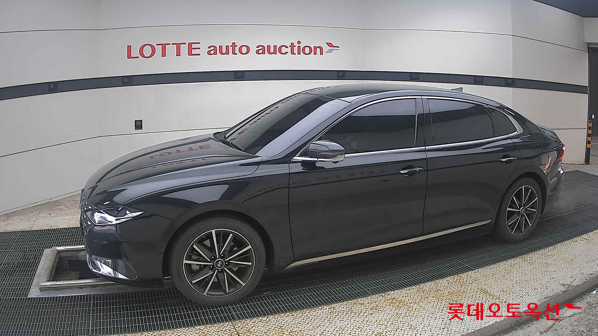 2022 - hyundai grandeur