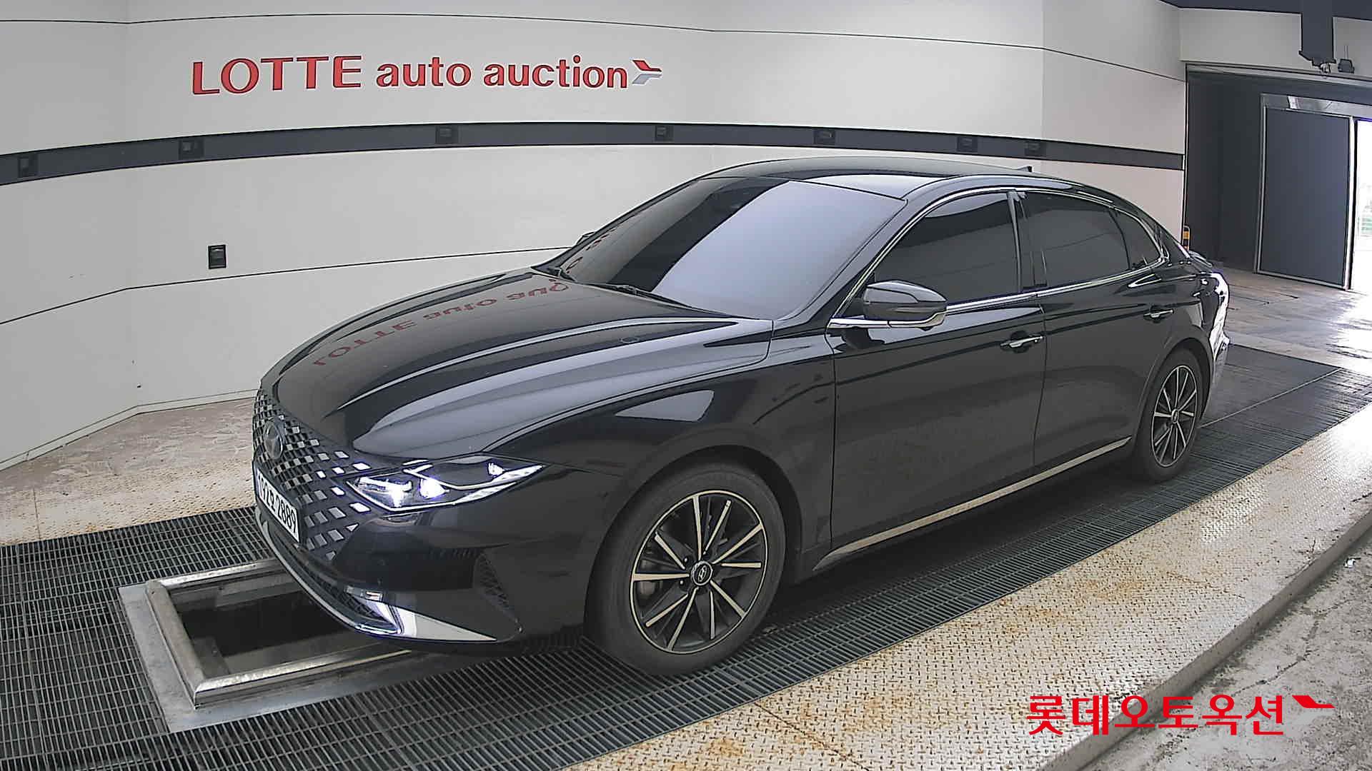 2022 - hyundai grandeur