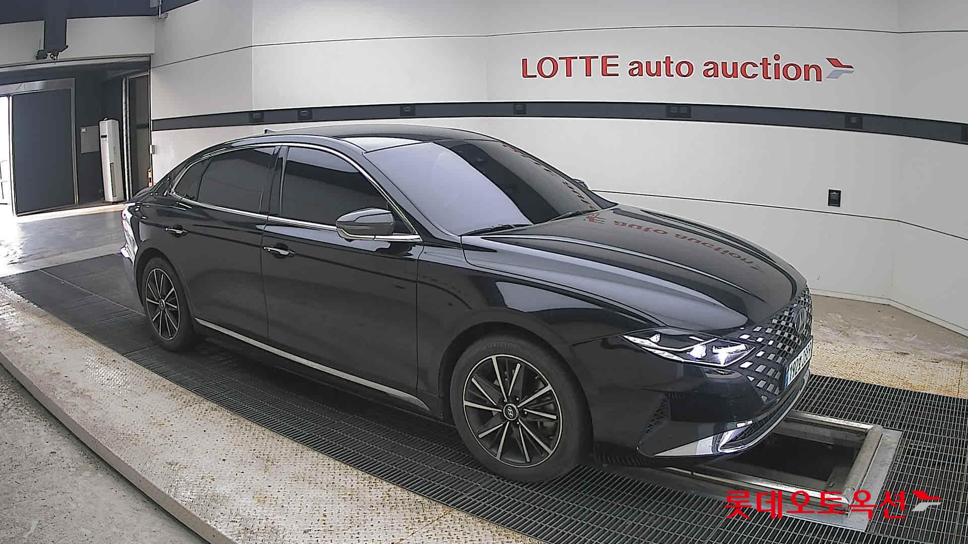 2022 - hyundai grandeur