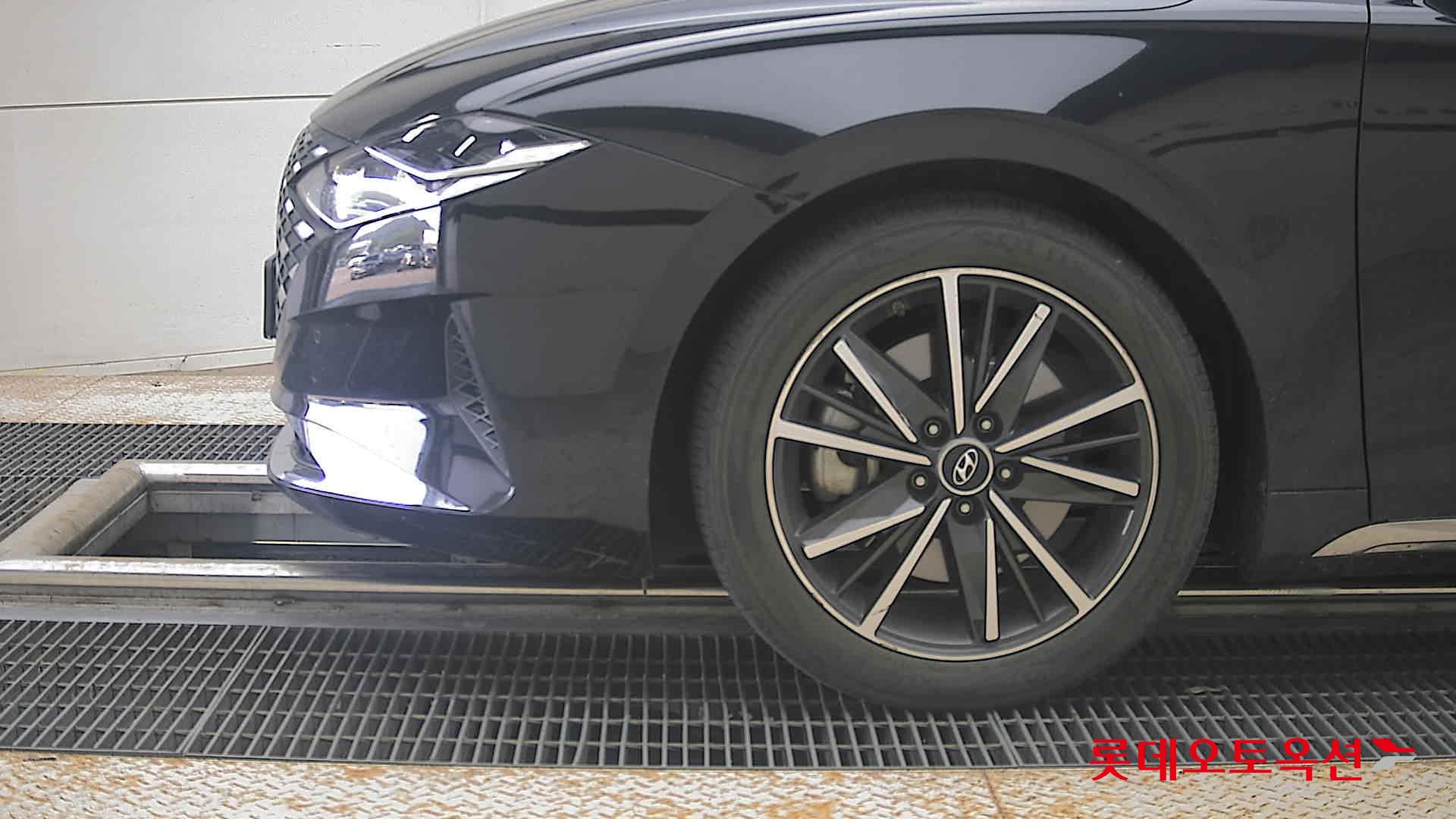 2022 - hyundai grandeur