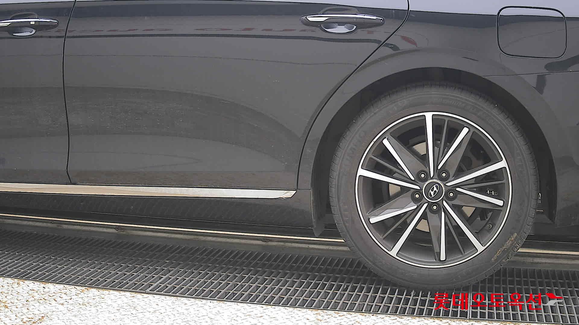 2022 - hyundai grandeur