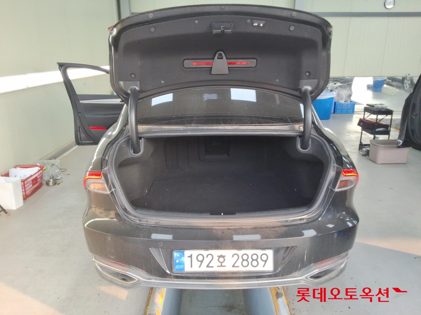 2022 - hyundai grandeur