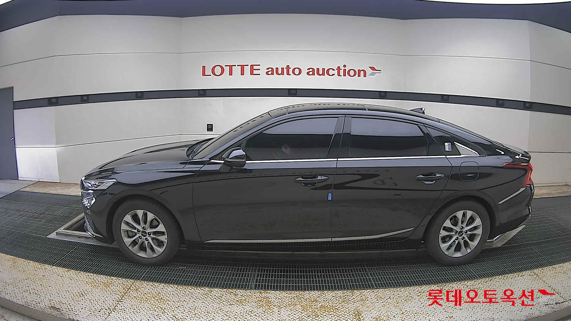 2023 - kia k8