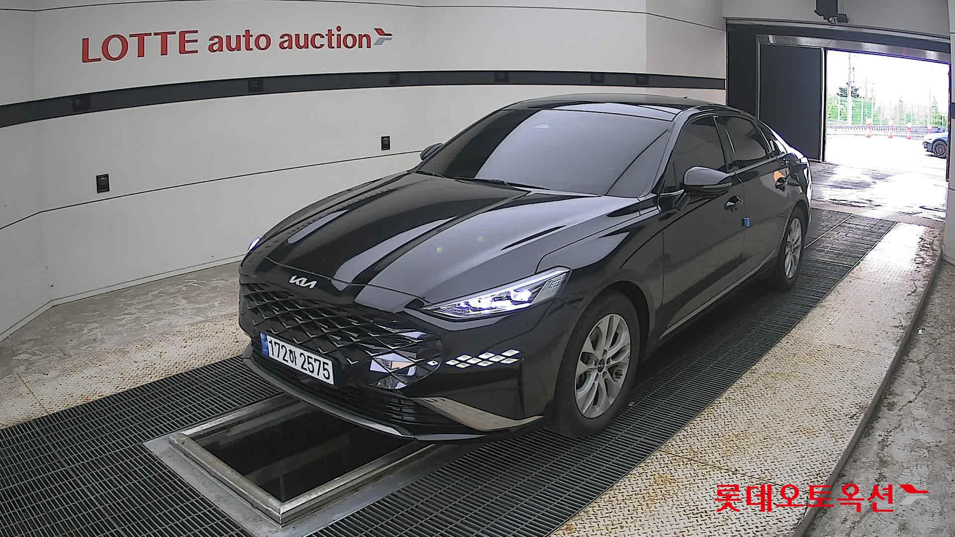 2023 - kia k8