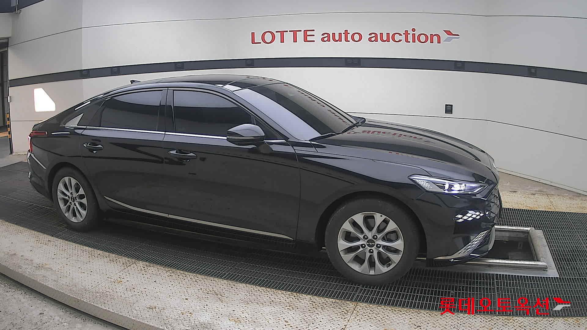 2023 - kia k8